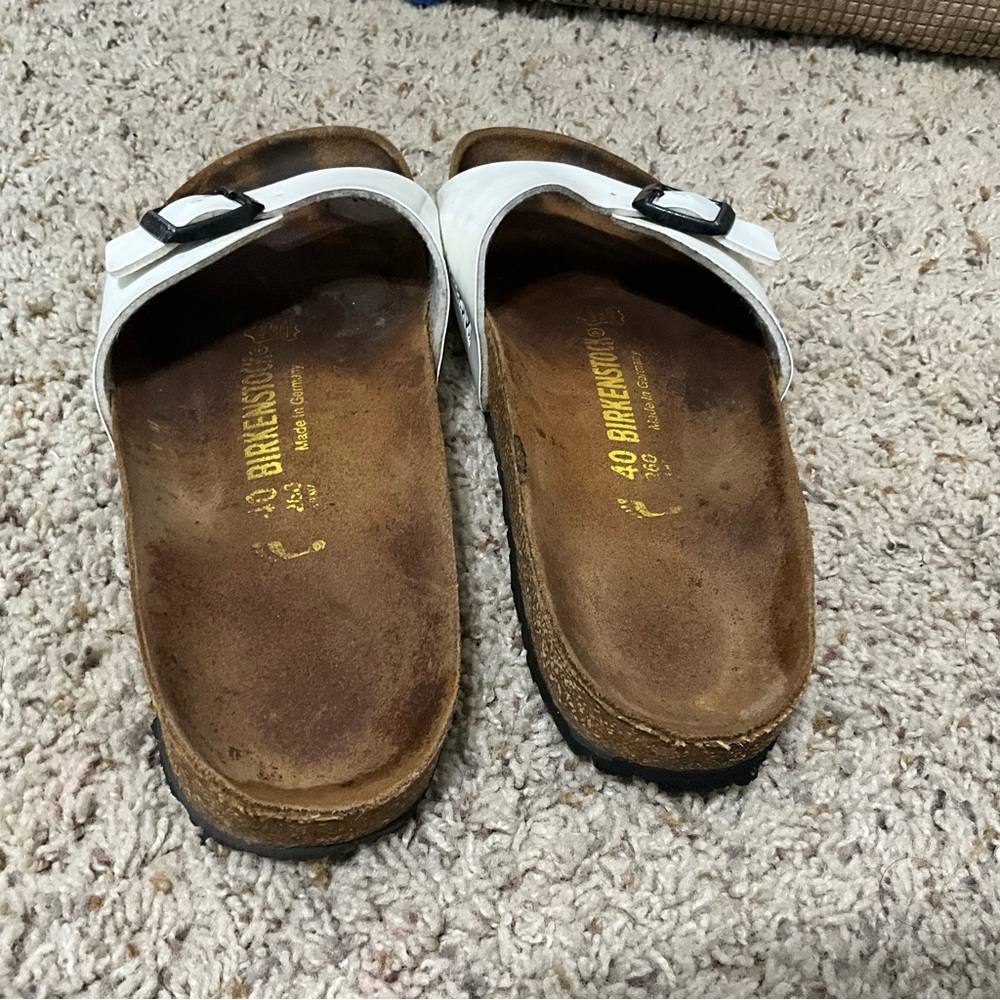 Birkenstock White Sandals with Buckles women’s 40 - Picture 9 of 15